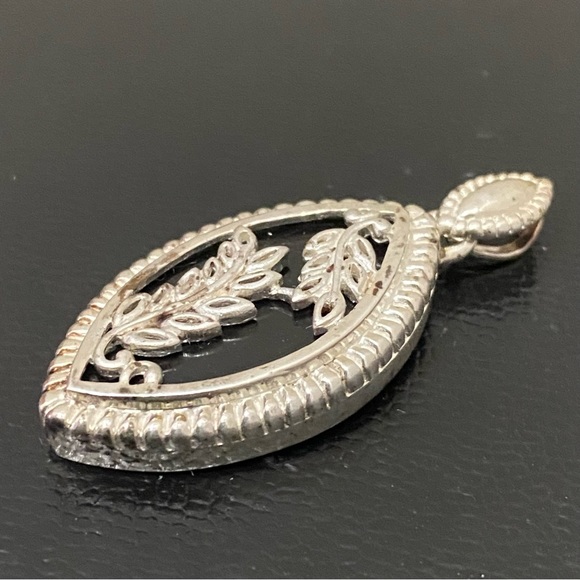 Vintage 925 Signed Sterling Silver  Teardrop Oval Black Onyx Leaf Pendant 14.5g - Picture 7 of 15